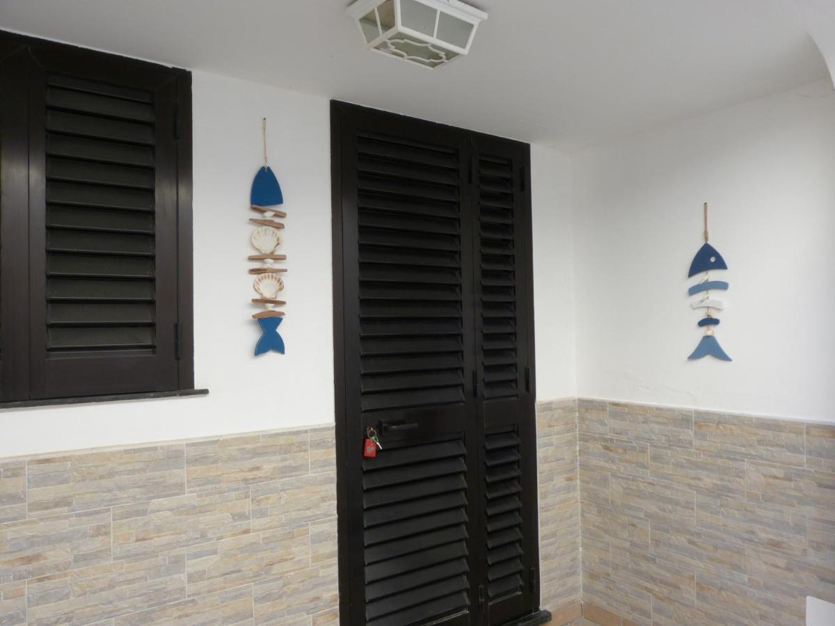 Casa Vacanze Vincenzo E Rosanna Castro  Exterior photo